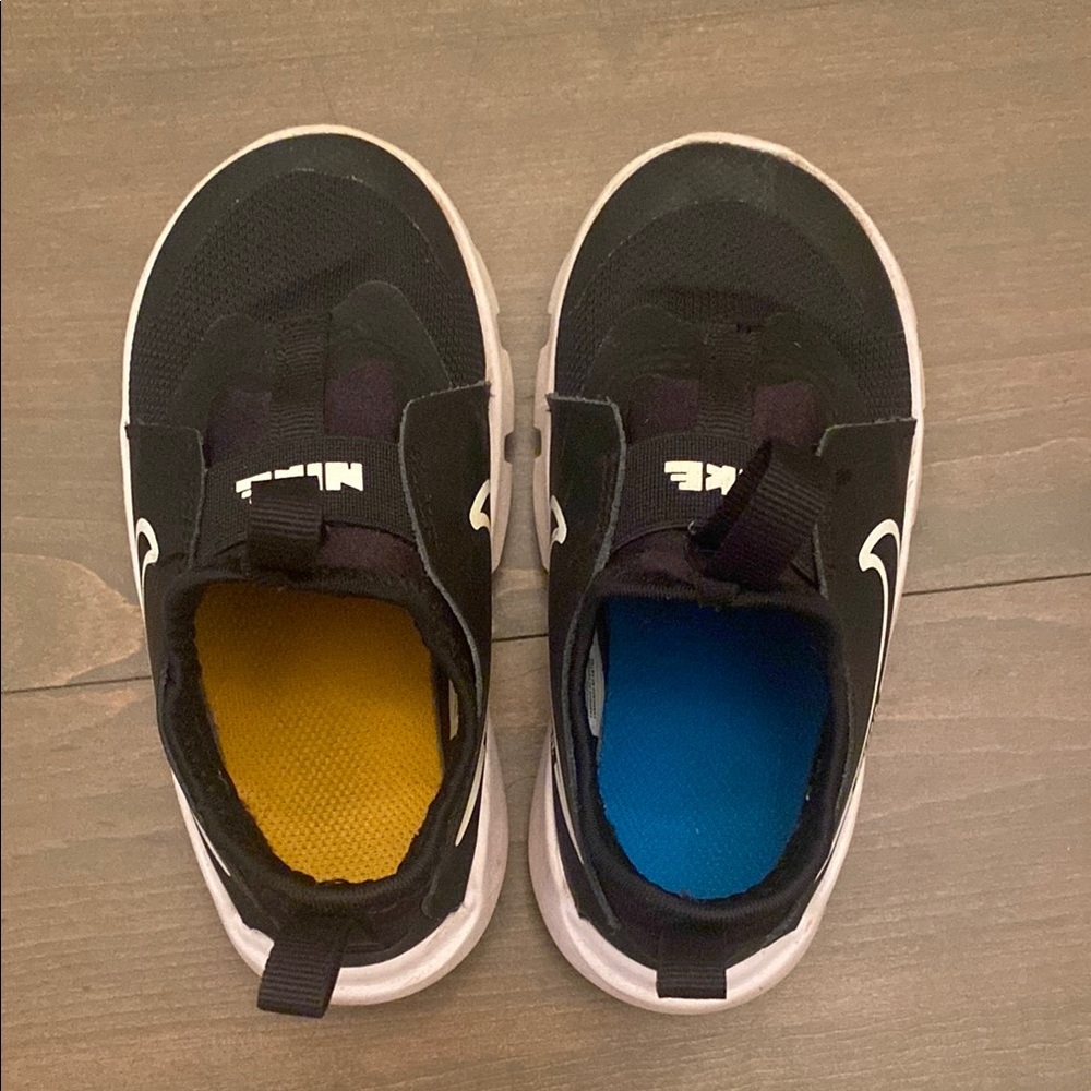 Nike Black and Blue Casual Sneakers